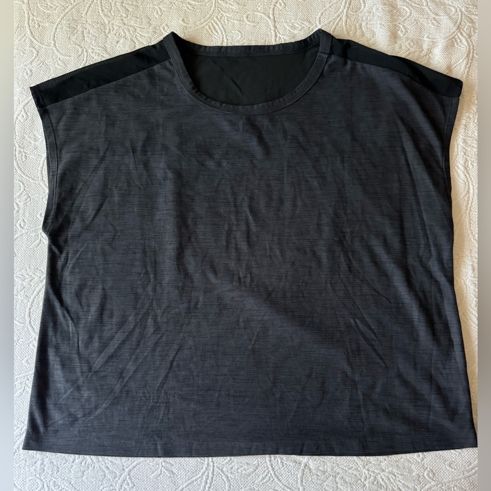 Old Navy Loose Breathe ON Short-Sleeve T-Shirt (Women’s L Tall) - Picture 4 of 8